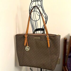 Michael Kors signature tote